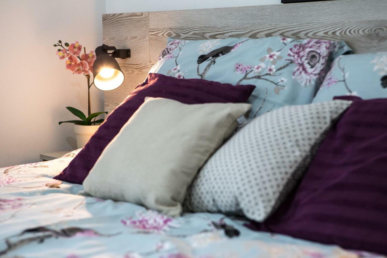 Apartment Kalimero Оточац Экстерьер фото